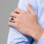 14k White Gold IBGoodman Men's Oval Onyx Complete Ring - Image 4