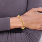14K Diamond-cut Claddagh Circle Link 7 inch Bracelet - Image 5