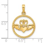 14k Polished Circle Claddagh Pendant - Image 4